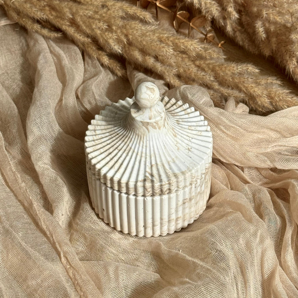 Boîte à bijoux rayée