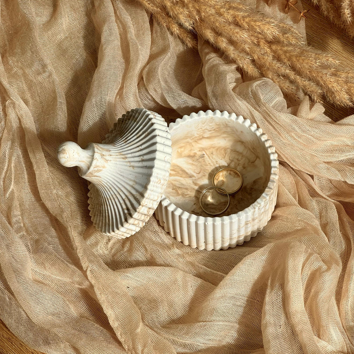 Boîte à bijoux rayée